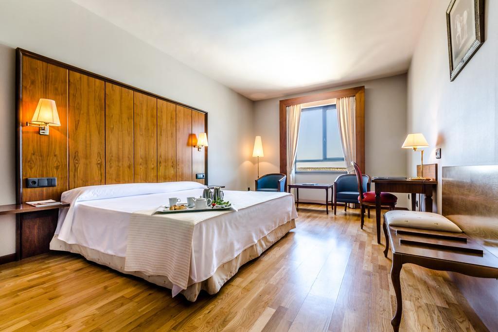 Hotel Dona Brigida - Salamanca Forum Вильямайор Номер фото